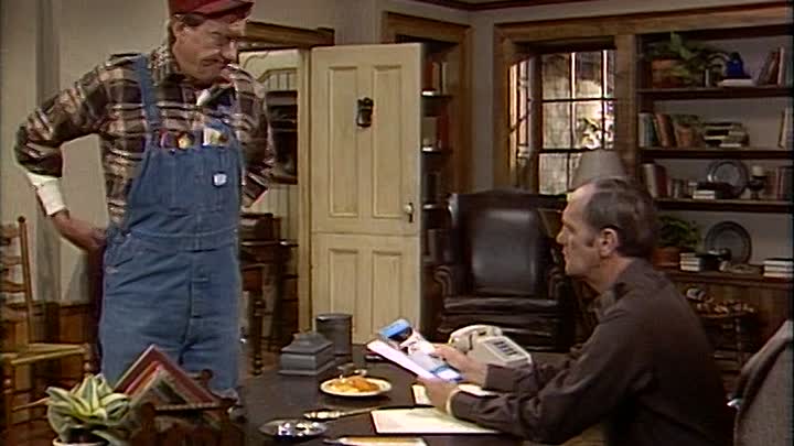 ⁣S01E02 - Mrs Newton's Body Lies A'Mould'ring in the Grave