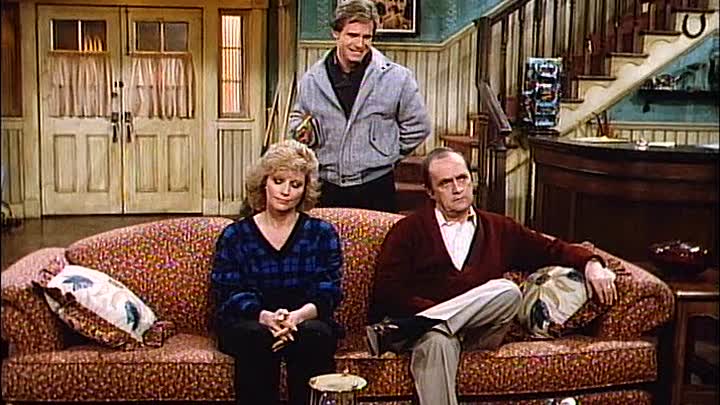 ⁣S04E15 - The Stratford Horror Picture Show