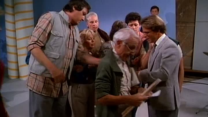 ⁣S06E10 - Telethon Man