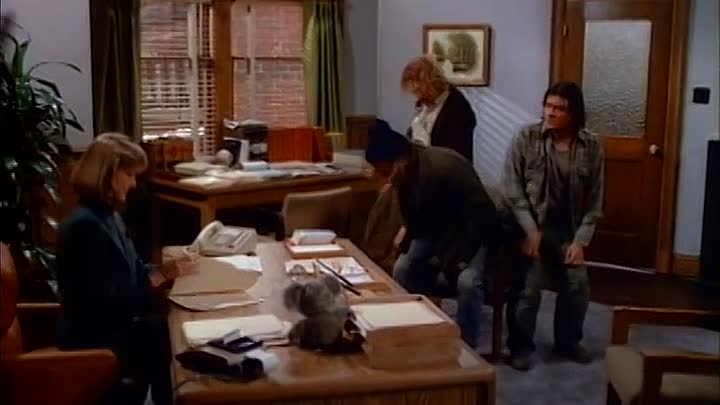 ⁣S06E13 - My Three Dads