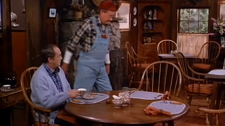 ⁣S06E01 - Here's to You Mrs Loudon