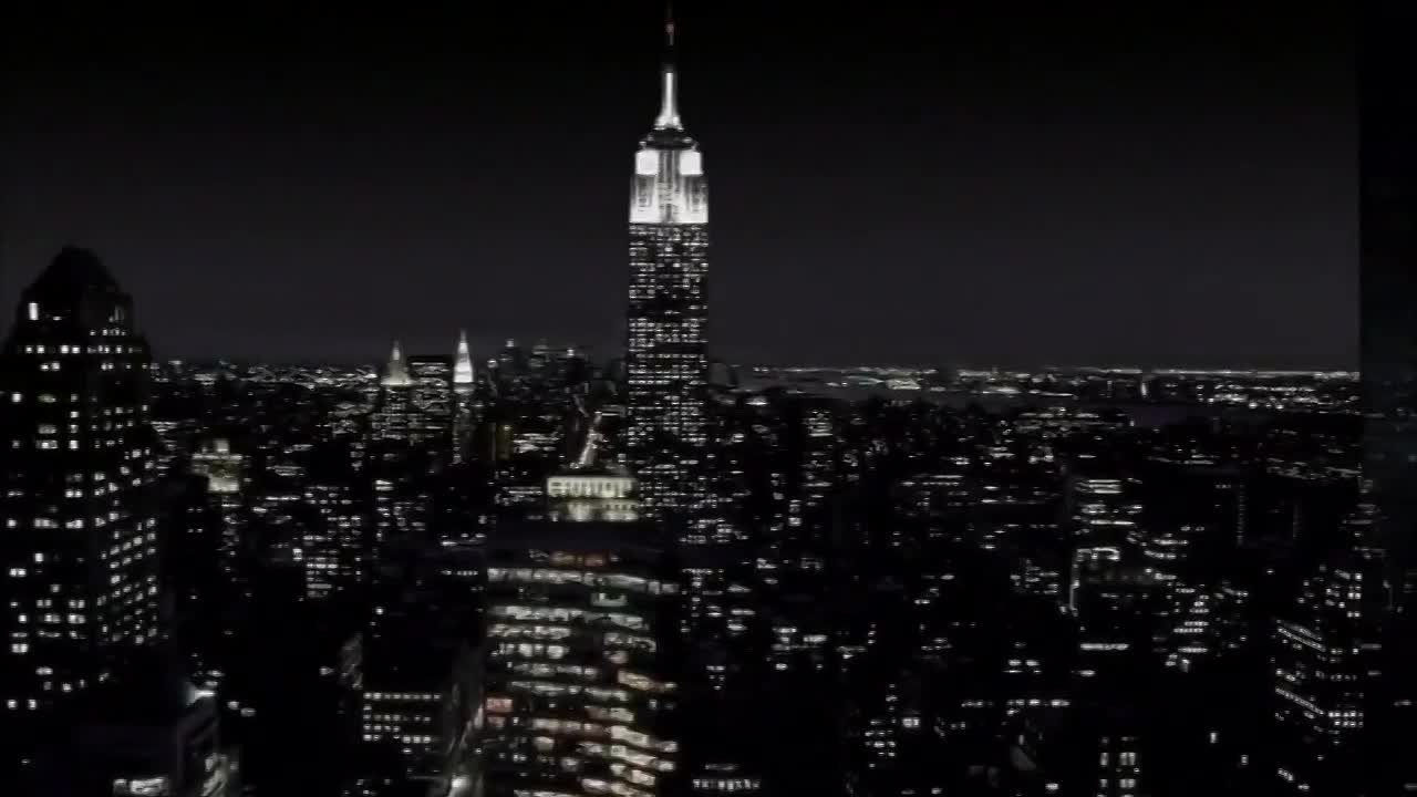 ⁣Silver Bells 2005 720p WEBRip x264 AAC