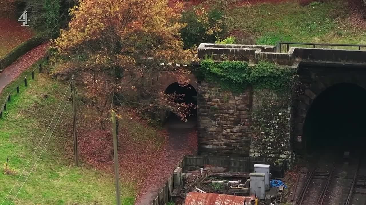 ⁣Great British Train Journeys from Above S01E03