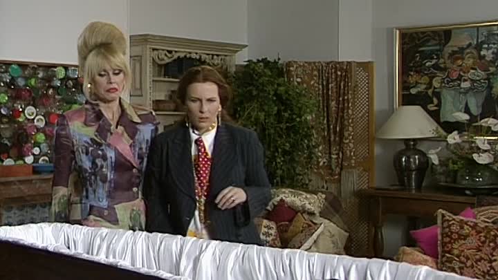 ⁣Absolutely Fabulous S02E02 - Death