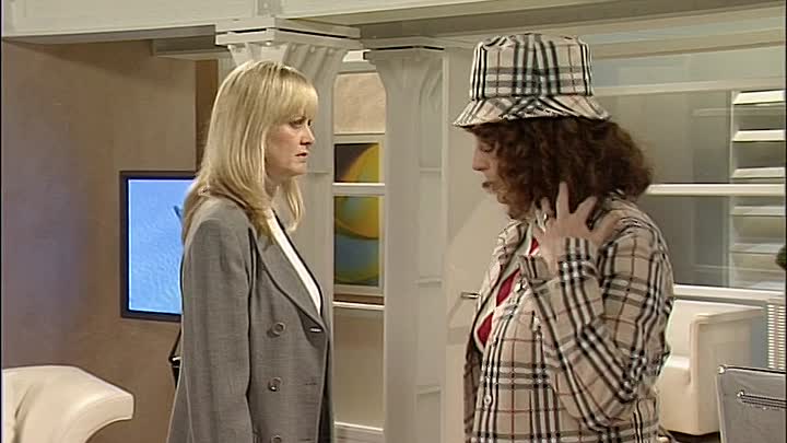 ⁣Absolutely Fabulous S04E01 - Parallox