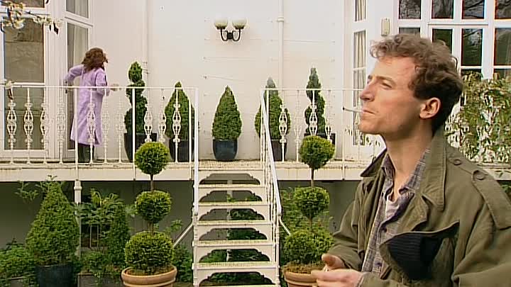 ⁣Absolutely Fabulous S04E02 - Fish Farm