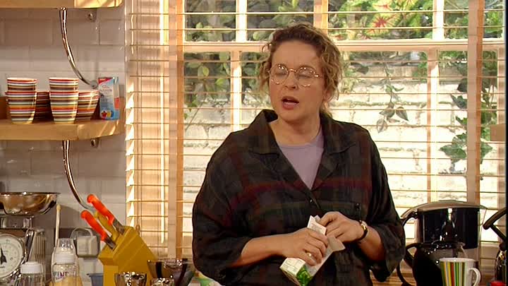 ⁣Absolutely Fabulous S05E06 - Schmoozin