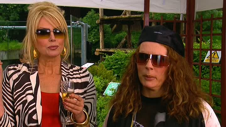 ⁣Absolutely Fabulous S05E07 - Exploitin