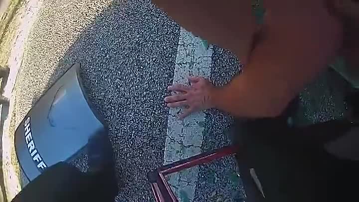 ⁣Fugitives Caught on Tape S02E08