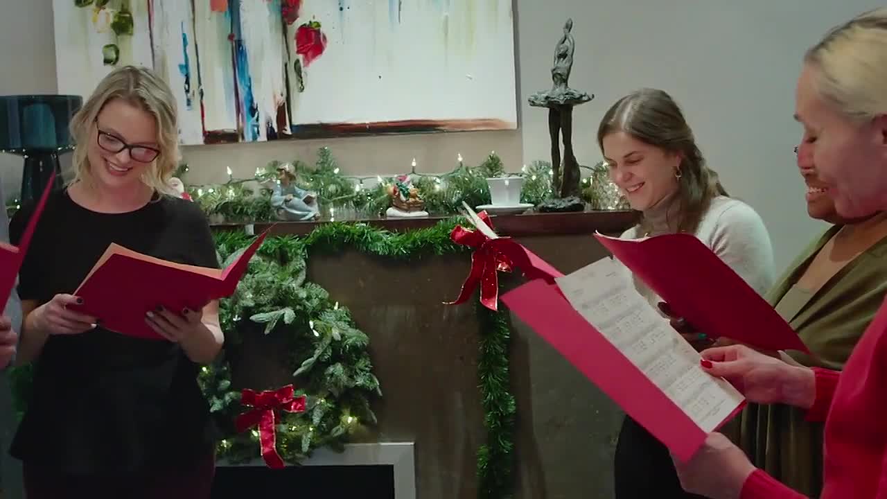 A Storybook Christmas 2019 720p WEBRip x264 AAC