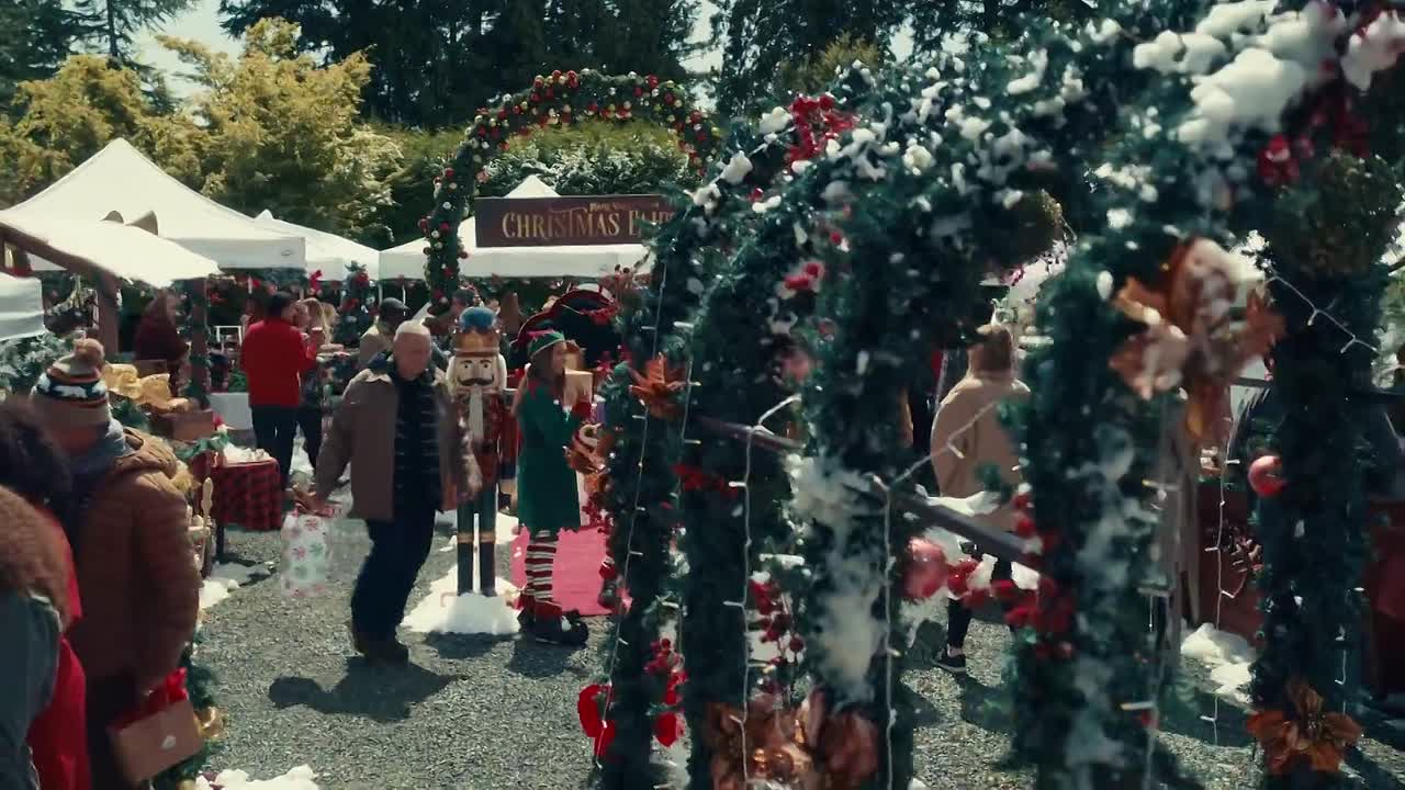 A Maple Valley Christmas 2022 1080p WEBRip x264 AAC-rivestream org