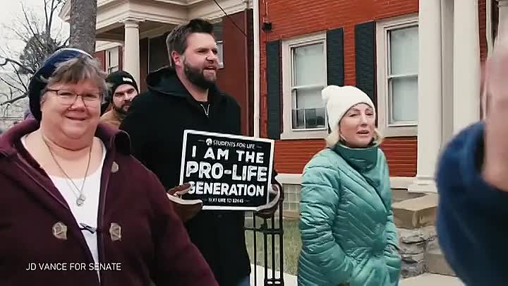 ⁣Panorama -Trump And The Tech Titans