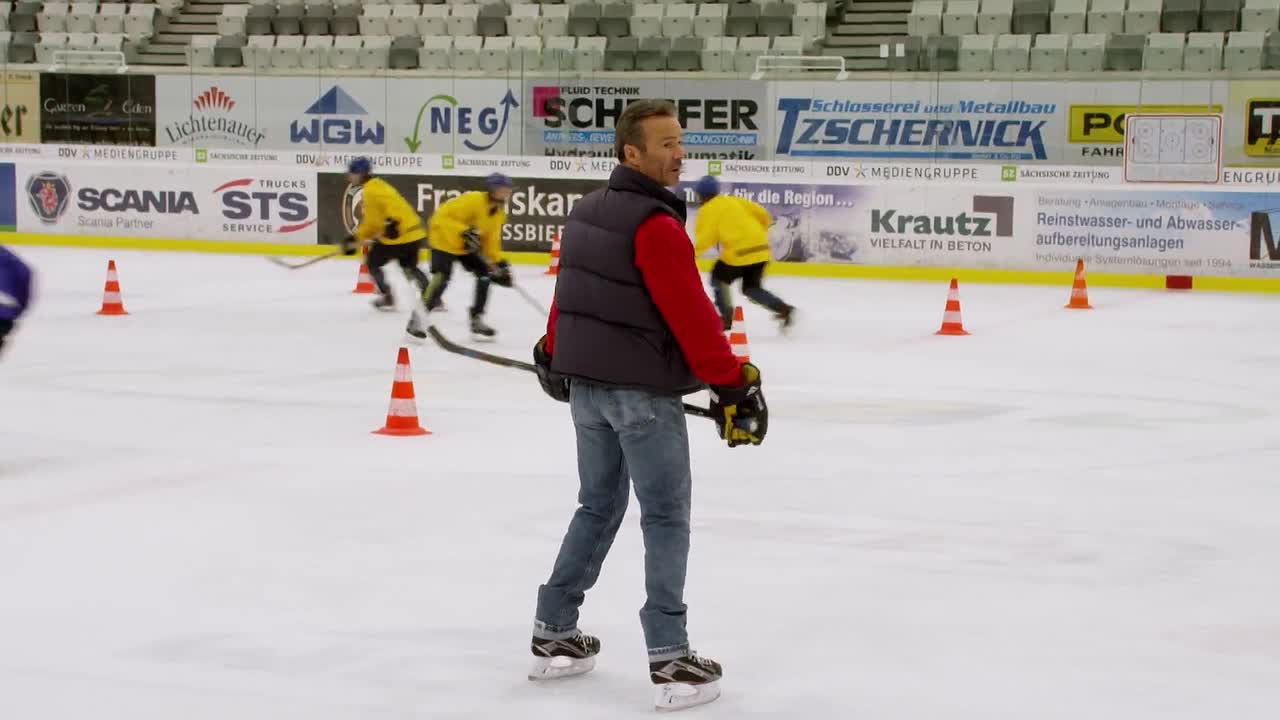 Bodycheck mit Herz durch die Wand 2017 GERMAN 1080p HDRip x264 AAC-streamcloud my