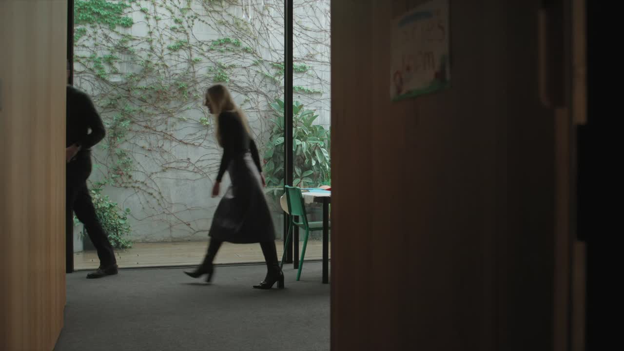 All Her Fault S01E02