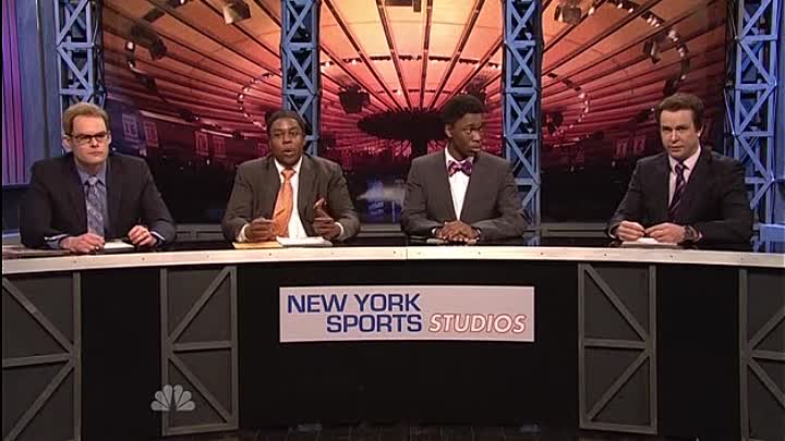 ⁣Saturday Night Live S37E15 Maya Rudolph With Sleigh Bells