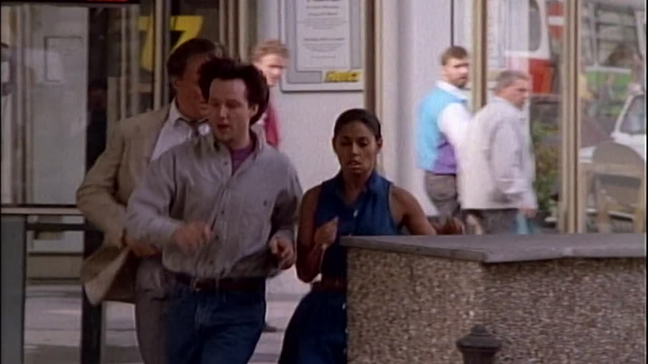 ⁣I Spy Returns 1994 1080p WEBRip x264 AAC-[YTS LT]