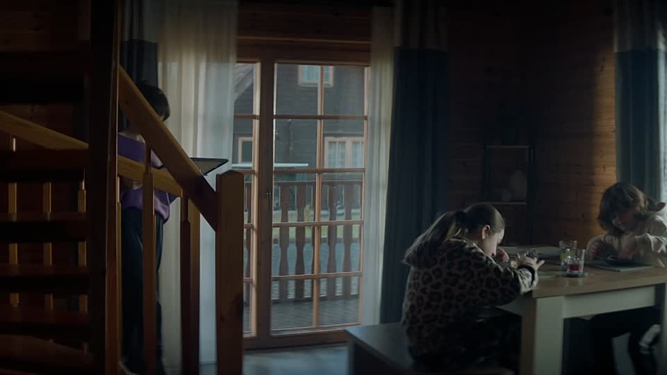 Summerwater S01E01 (2025) -The Tindalls