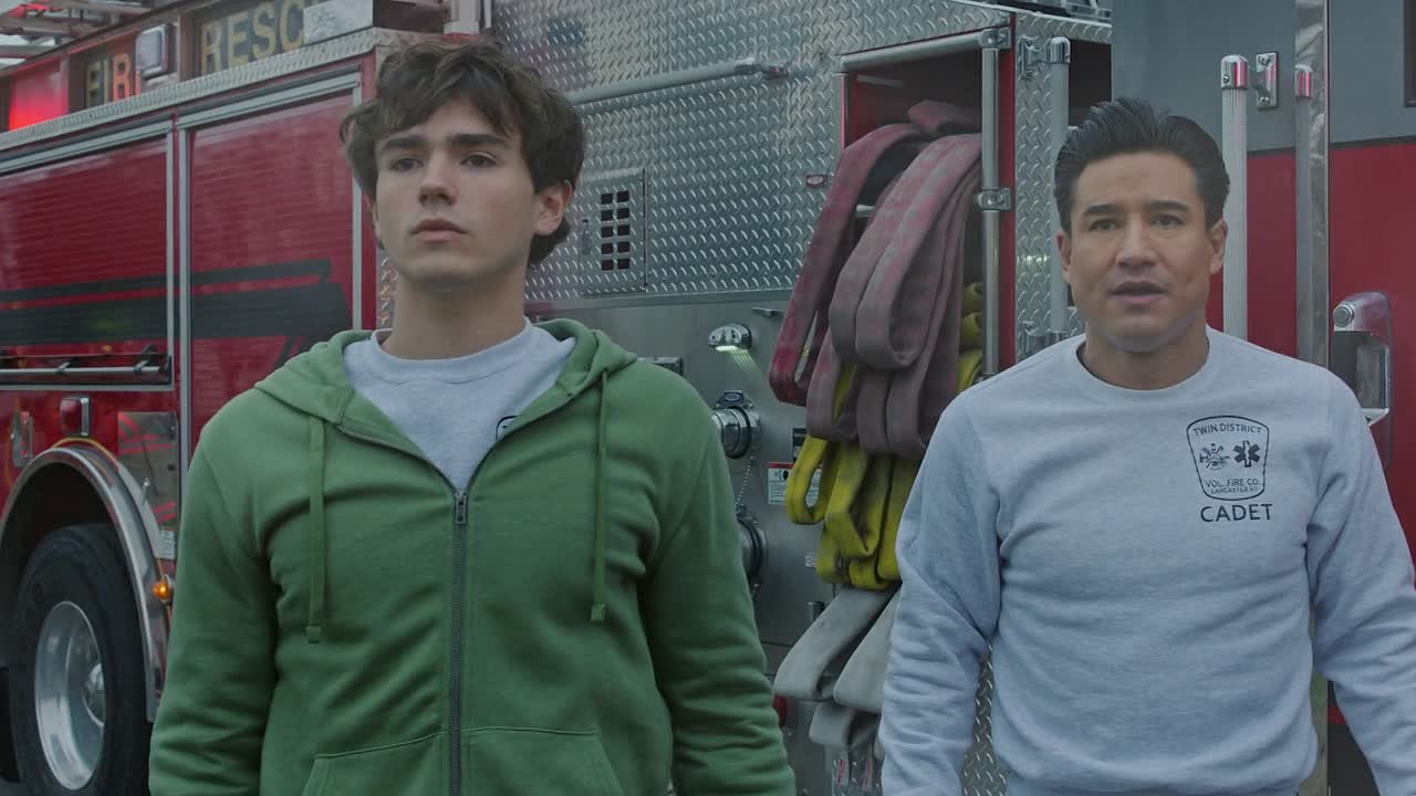 ⁣The Christmas Spark 2025 1080p WEBRip x264 AAC-[YTS LT]