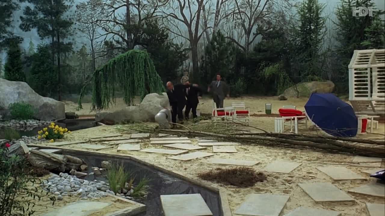 Louis De Funes - 1971 - Jo FRENCH 1080p HDTV x264-www Sokrostream com