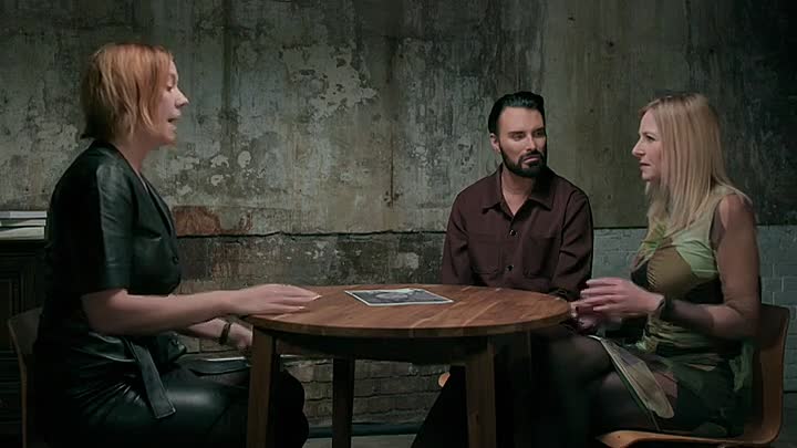 ⁣Witches Of Essex S01E02