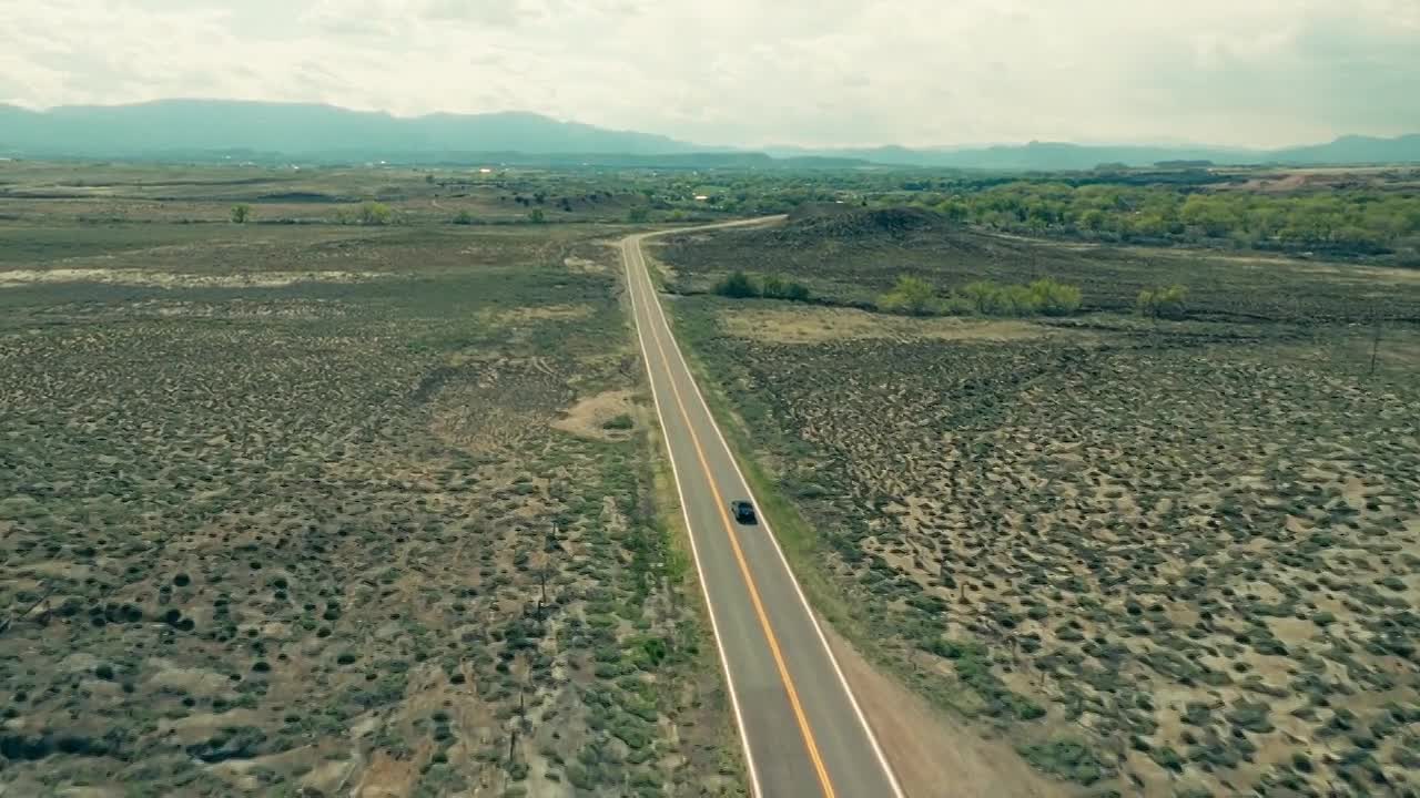 ⁣The Rocky Mountain Mortician Murder S01E02 -Closets Hide Skeletons