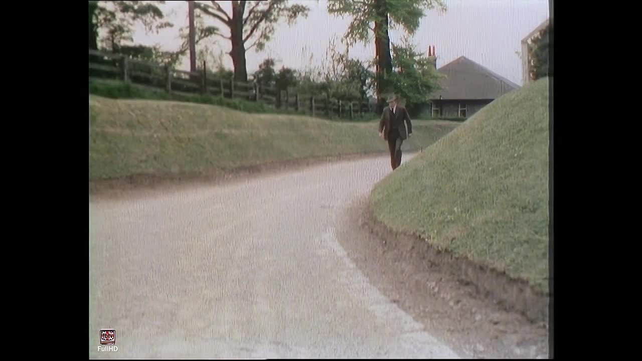 ⁣South Riding S01E08 -Beggars and Choosers