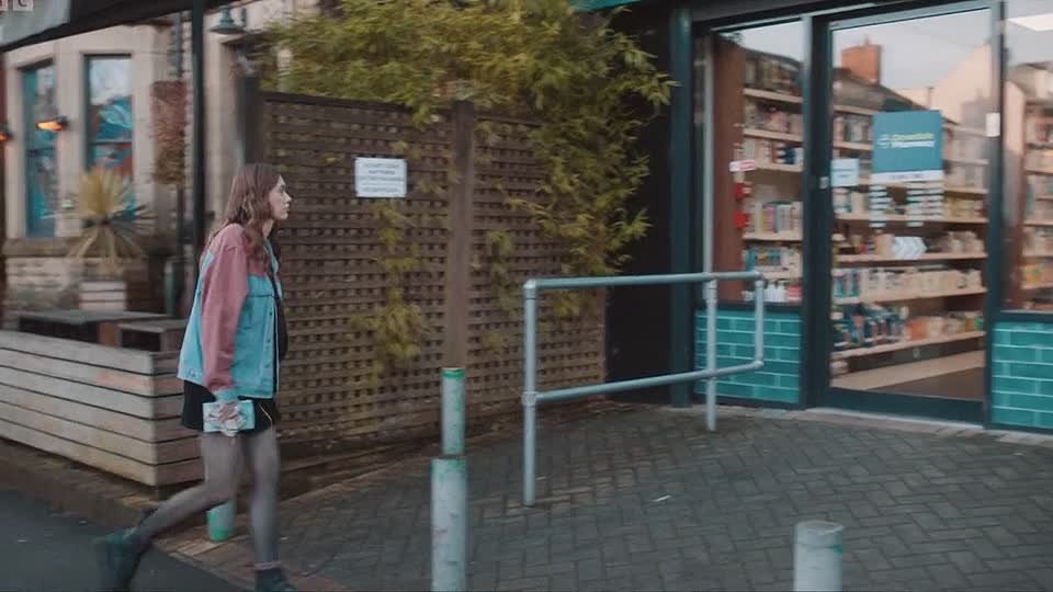 ⁣Daddy Issues (2024) S01E02 -Normal Me