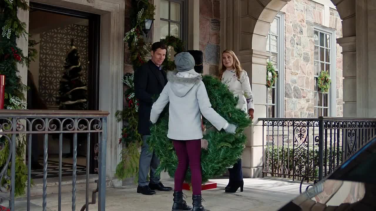 ⁣Match Made in Mistletoe 2021 720p WEBRip x264 AAC