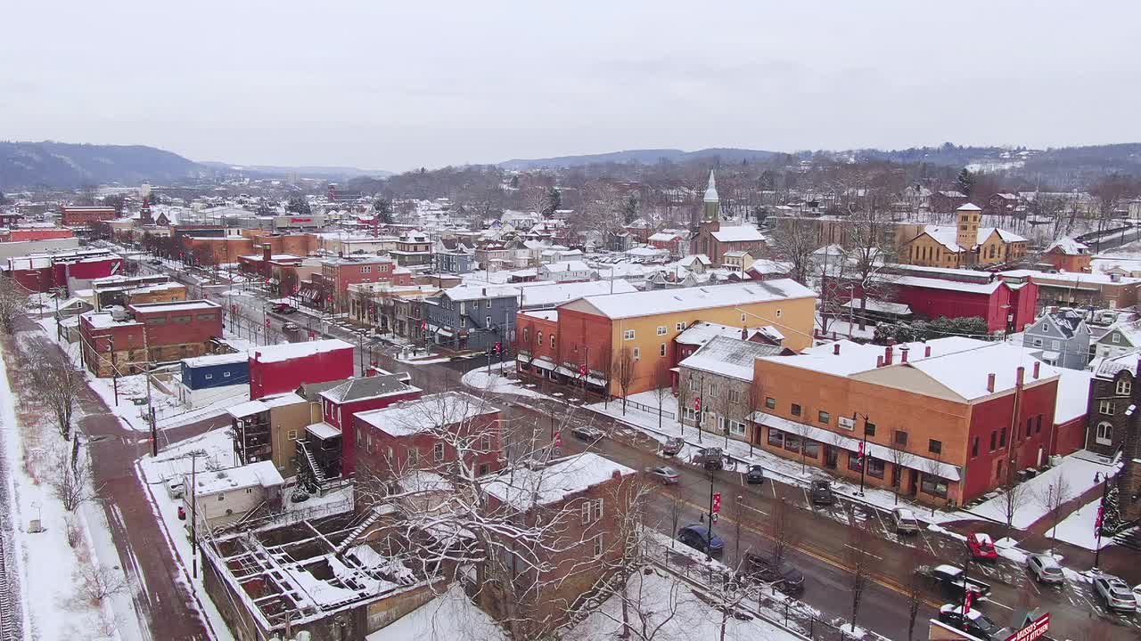 The Christmas Mixer 2025 1080p WEBRip x264 AAC-[YTS LT]