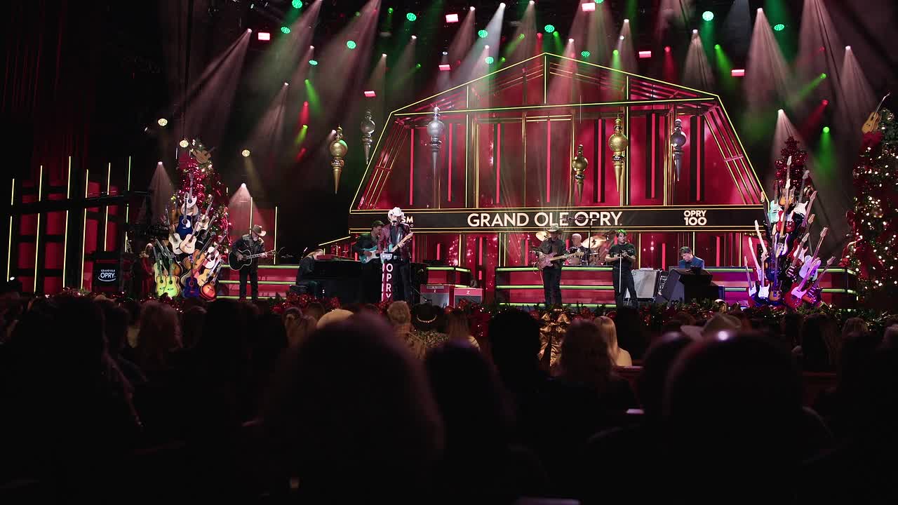 ⁣A Grand Ole Opry Christmas 2025 EXTENDED CUT 1080p WEBRip x264 AAC-[YTS LT]