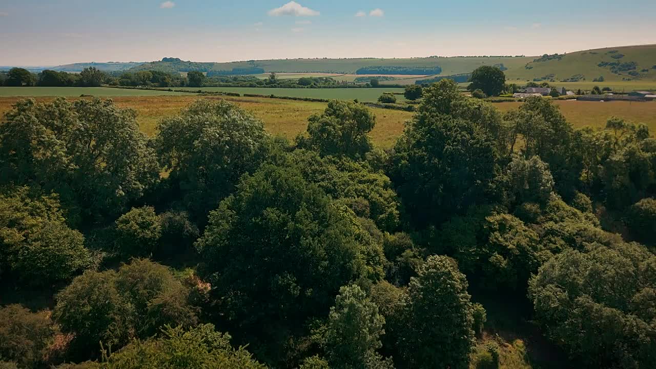 ⁣James May's Shed Load Of Ideas S01E05 -Recycling Plastic