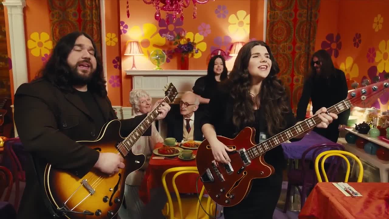 ⁣The Harry Hill Movie 2013 1080p HDRip x264 AAC