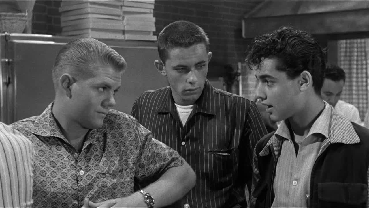 ⁣Rock Pretty Baby 1956 1080p BluRay x264 AAC-[YTS LT]