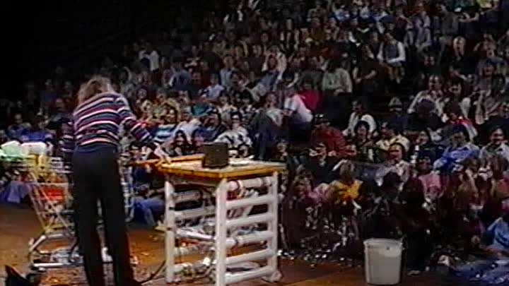 ⁣Gallagher Melon Crazy 1984 480p DVDRip x264 AAC-[YTS LT]