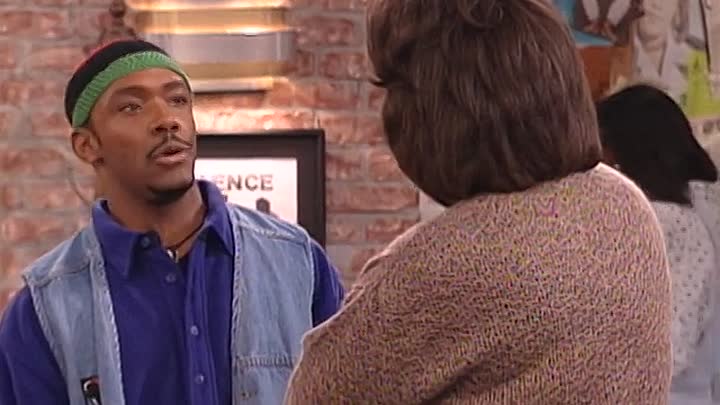 ⁣Living Single - S03E17 - Wake Up to the Break-Up
