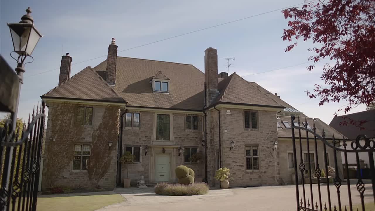 Prisoners Wives (2012) S01E01