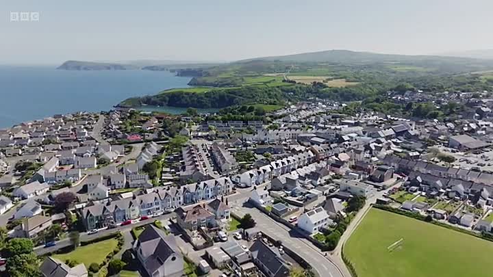 ⁣Cannabis Cove -Operation Seal Bay S01E02