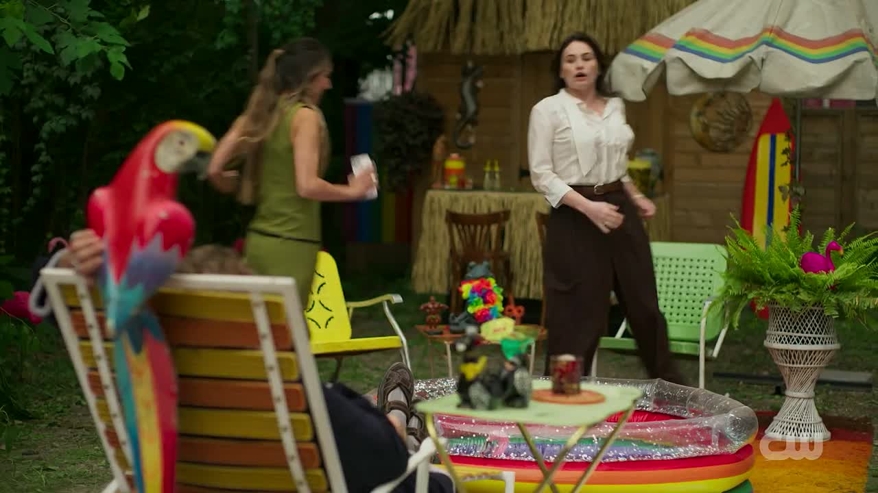 Ordinary Girl In A Tiara 2025 1080p WEBRip x264 AAC-[YTS LT]