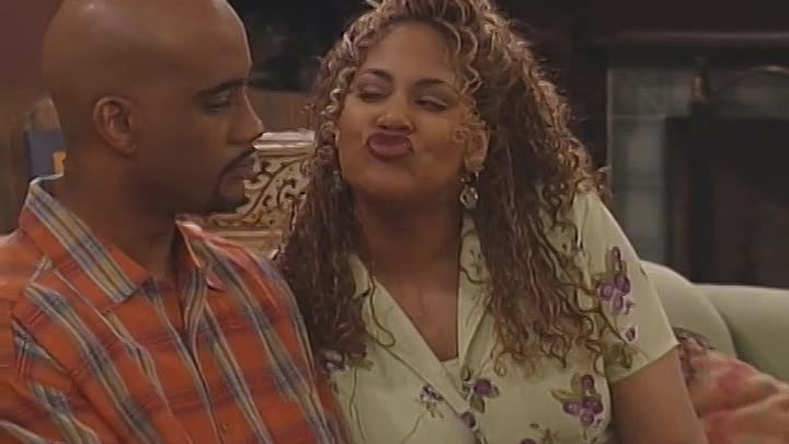 ⁣Living Single - S04E23 - Papa was a Rolling Stone