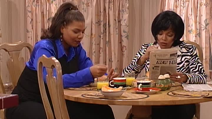 ⁣Living Single - S04E11 - Riot on the Set